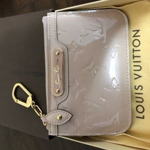 Louis Vuitton Rose Angelique Vernis Cles key pouch